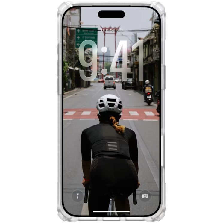 Защитный чехол URBAN ARMOR GEAR Plasma XTE MagSafe для iPhone 17 Pro Max (114528114G36) - Clear / Titanium: фото 3 из 13