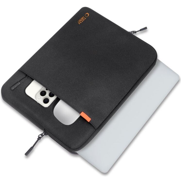 Универсальный чехол Tech-Protect Defender для ноутбука диагональю 15–16 дюймов - Black: фото 6 из 13
