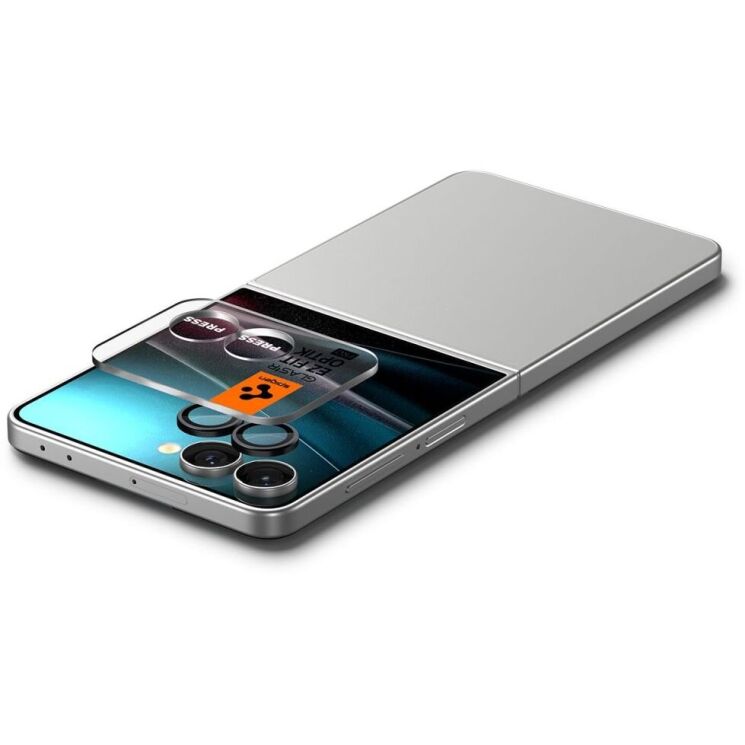 Комплект захисних стекол Spigen (SGP) Optik Pro Lens Protector для Samsung Galaxy Flip 7 (AGL09587) - Black: фото 5 з 13