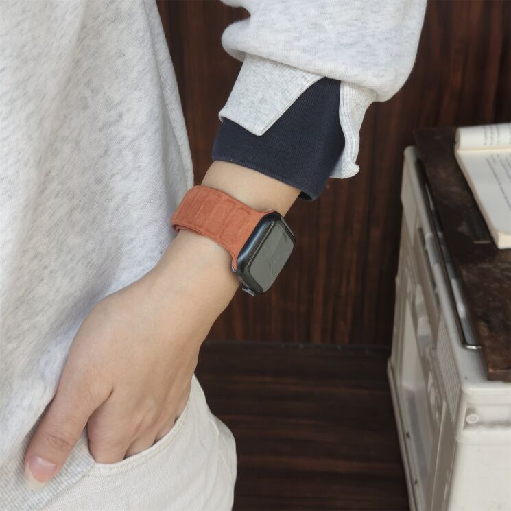 Ремешок Reframe Suede Leather для Apple Watch 42 (Series 10/11) / 41 / 40 / SE 40 / 38 - Navy Blue: фото 4 из 7