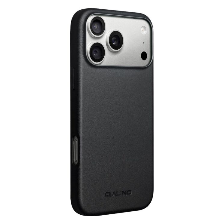 Захисний чохол QIALINO Classic Cover (with MagSafe Support) для iPhone 17 Pro Max - Black: фото 3 з 5
