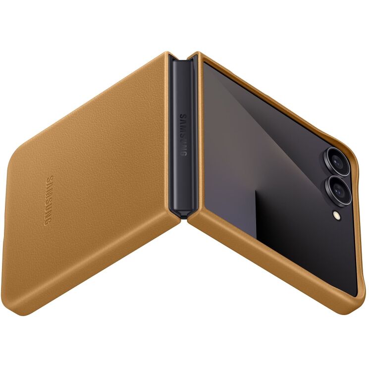Защитный чехол Kindsuit Case для Samsung Galaxy Flip 7 (EF-VF766PAEGUA) - Camel: фото 4 из 6