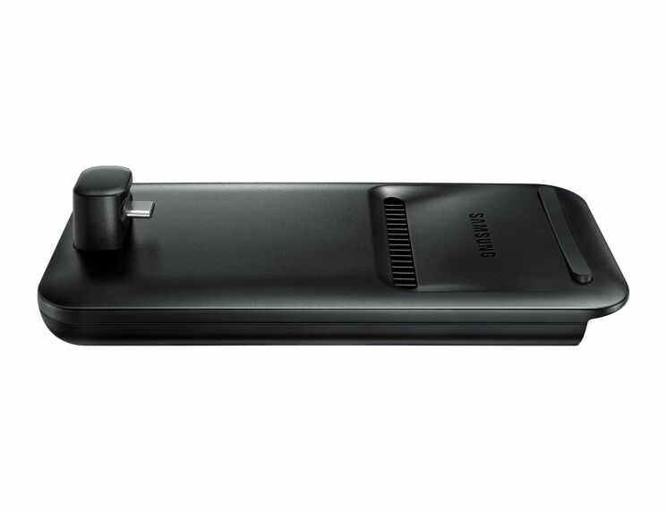 Мультимедийная док-станция Samsung DeX Pad (EE-M5100TBRGRU): фото 8 из 18