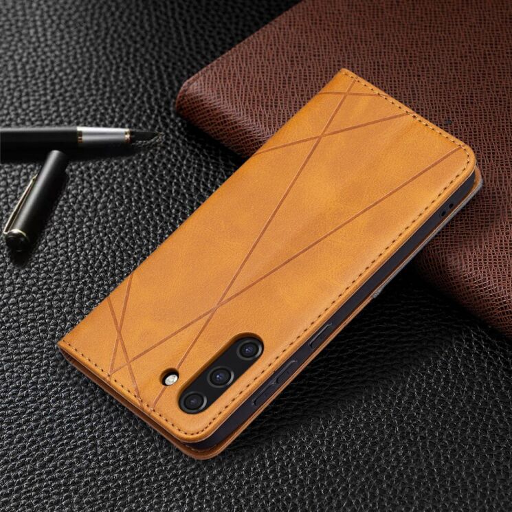 Чехол UniCase Geometric Pattern для Samsung Galaxy S21 FE (G990) - Brown: фото 6 из 11