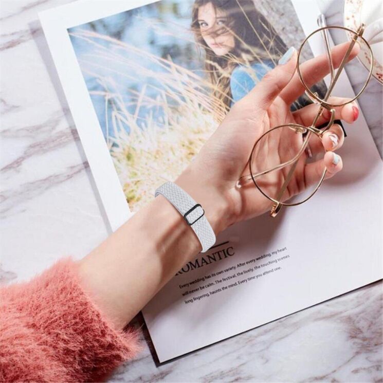 Ремешок Deexe Nylon Loop для Xiaomi Mi Band 7 - White: фото 5 из 8