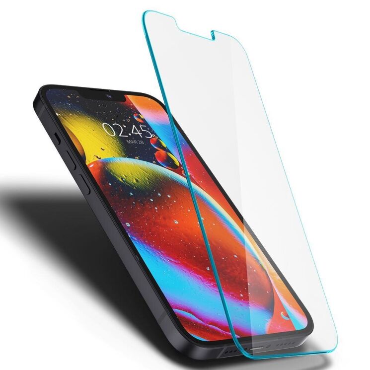 Защитное стекло Spigen (SGP) Glas.tR EZ Fit для Apple iPhone 13 / 13 Pro / 14 / 16e: фото 3 из 10
