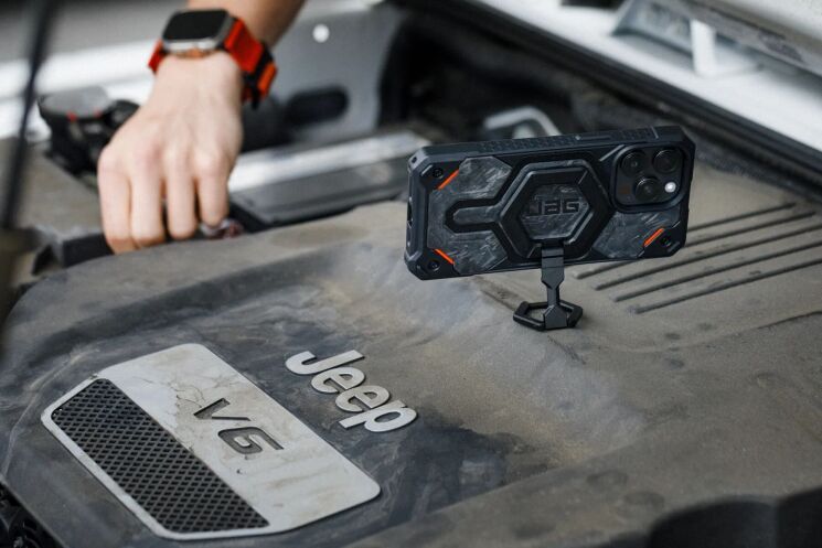 Магнитное кольцо-держатель URBAN ARMOR GEAR (UAG) Magnetic Ring Stand - Black: фото 12 из 14