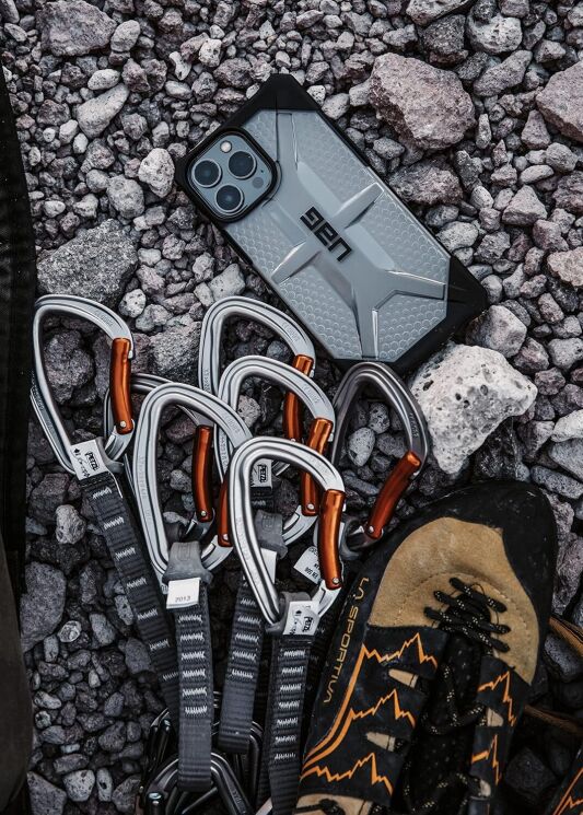 Защитный чехол URBAN ARMOR GEAR (UAG) Plasma для iPhone 13 Pro (113153113131) - Ash (280574A) Защитный чехол URBAN ARMOR GEAR (UAG) Plasma для iPhone 13 Pro (113153113131) - Ash: фото 8 из 8