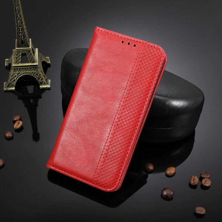 Чохол-книжка Deexe Retro Style для Motorola Moto G8 - Red: фото 3 з 13