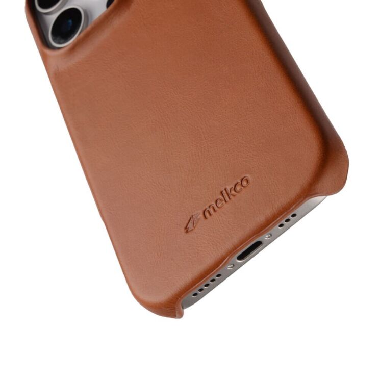 Защитный чехол MELKCO Leather Back Cover (with MagSafe Support) для Apple iPhone 16 Pro Max - Brown: фото 3 из 5