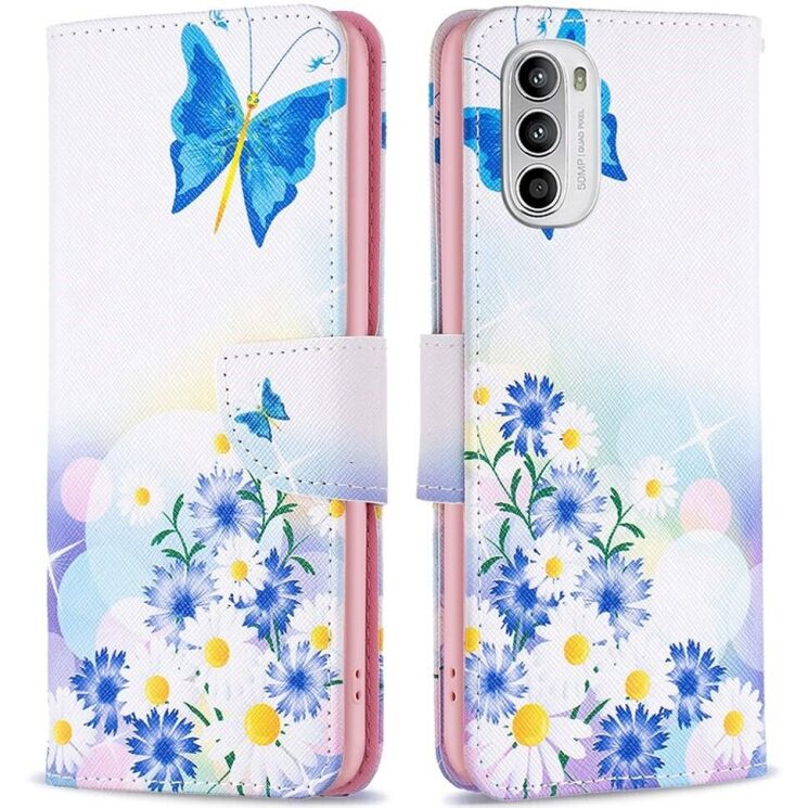 Чехол с рисунком Deexe Color Wallet для Motorola Moto G52 / G82 - Butterfly and Flowers: фото 1 из 8