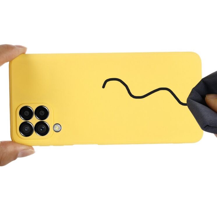 Защитный чехол Deexe Silicone Case для Samsung Galaxy M53 (M536) - Yellow: фото 5 из 10