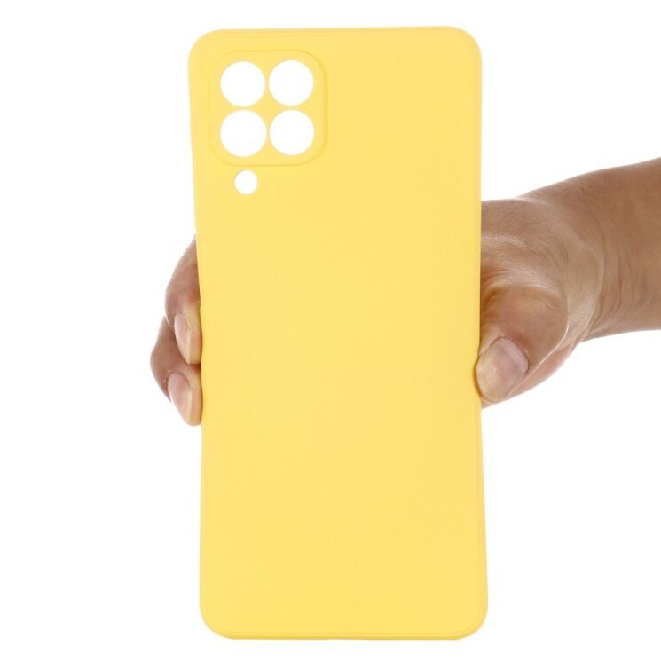 Защитный чехол Deexe Silicone Case для Samsung Galaxy M53 (M536) - Yellow: фото 6 из 10