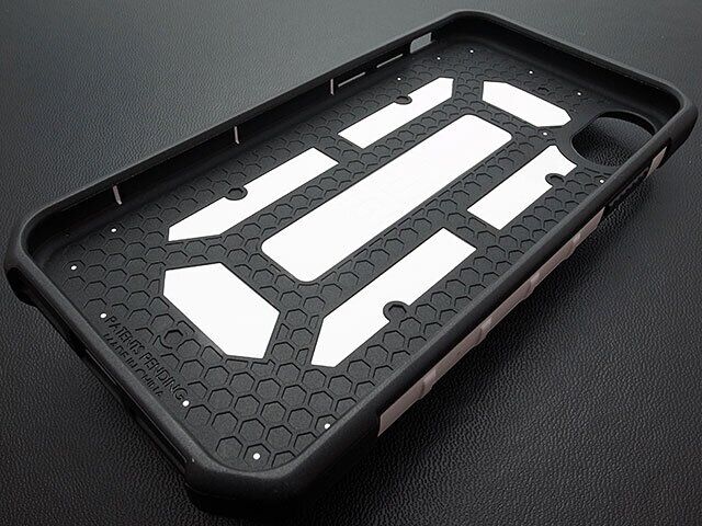 Защитный чехол URBAN ARMOR GEAR (UAG) Pathfinder для Apple iPhone X / XS - White: фото 12 из 17