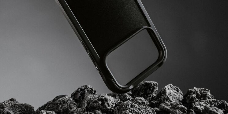 Защитный чехол Nomad Rugged Case для iPhone 17 Pro Max (NM014049858) - Black: фото 7 из 13