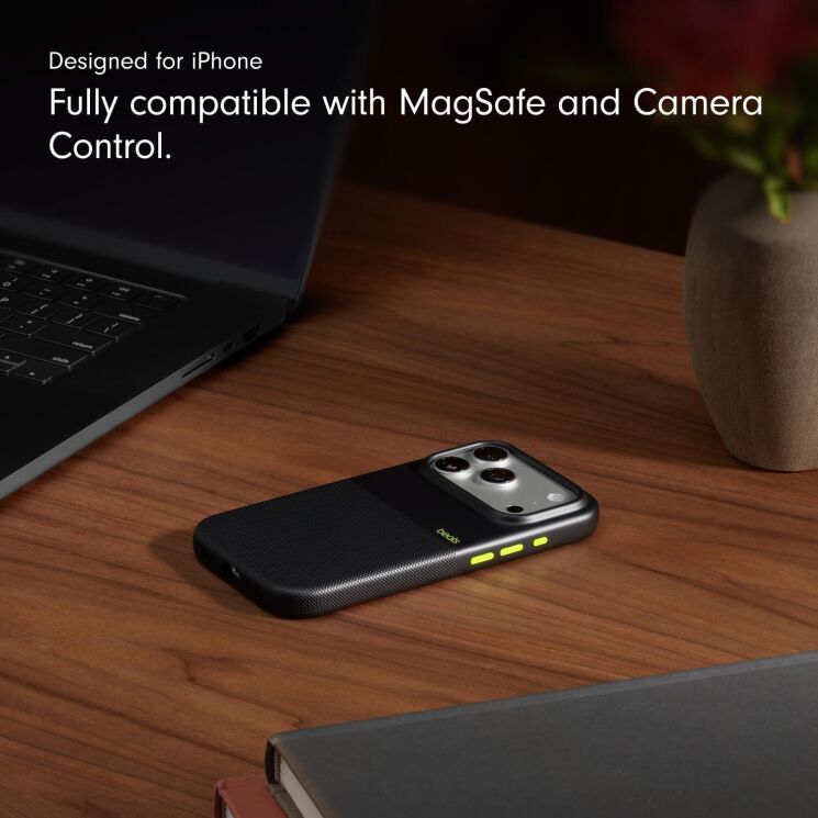 Чехол Beats Rugged Case with MagSafe and Camera Control для iPhone 17 Pro (MGJM4) - Everest Black: фото 6 из 6