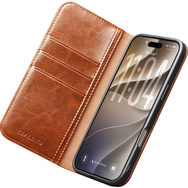 Шкіряний чохол QIALINO Classic Case для iPhone 18 Pro Max / 17 Pro Max - Light Brown: фото 2 з 13