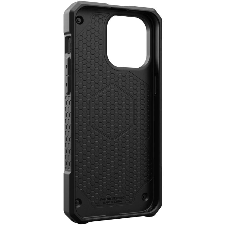 Защитный чехол URBAN ARMOR GEAR (UAG) Monarch Pro Kevlar MagSafe для Apple iPhone 15 Pro Max - Kevlar Black: фото 8 из 10